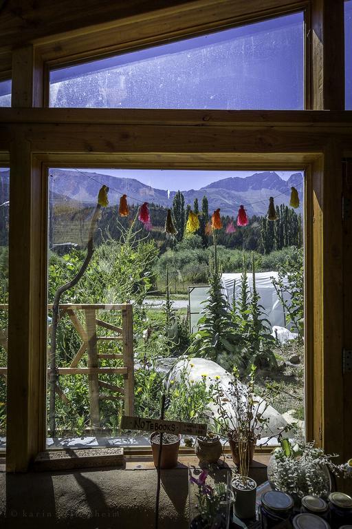 El Bolsón Earthship Patagonia Eco Accommodations المظهر الخارجي الصورة